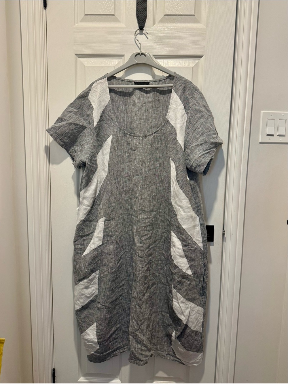 Kokomarina Gray and White Textured Shift Dress